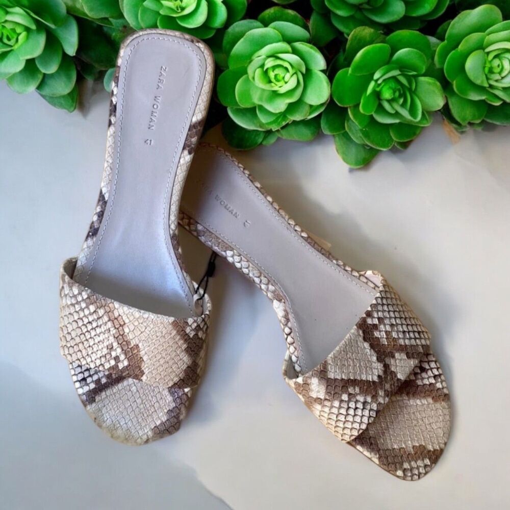 Zara Woman EU41 US10 leather snake print beige cream Tan nude slide sandals